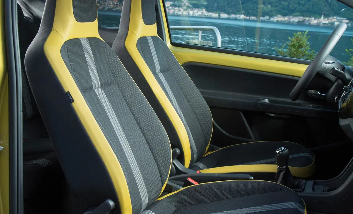 Volkswagen up! (2011-23) (12)
