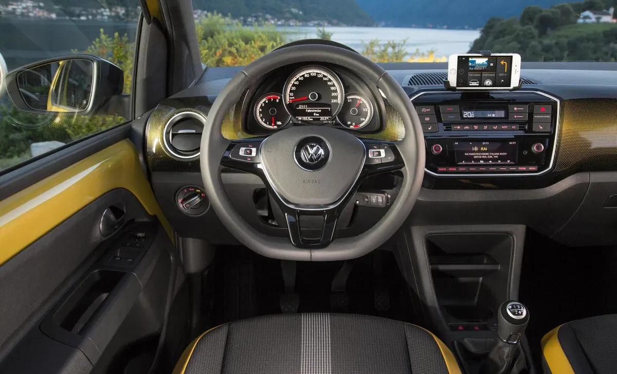 Volkswagen up! (2011-23) (20)