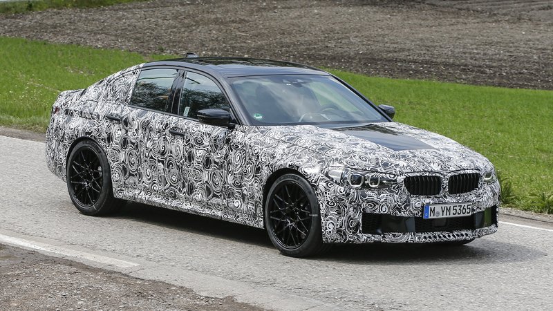 Nuova BMW Serie 5: le foto spia di tutte le versioni