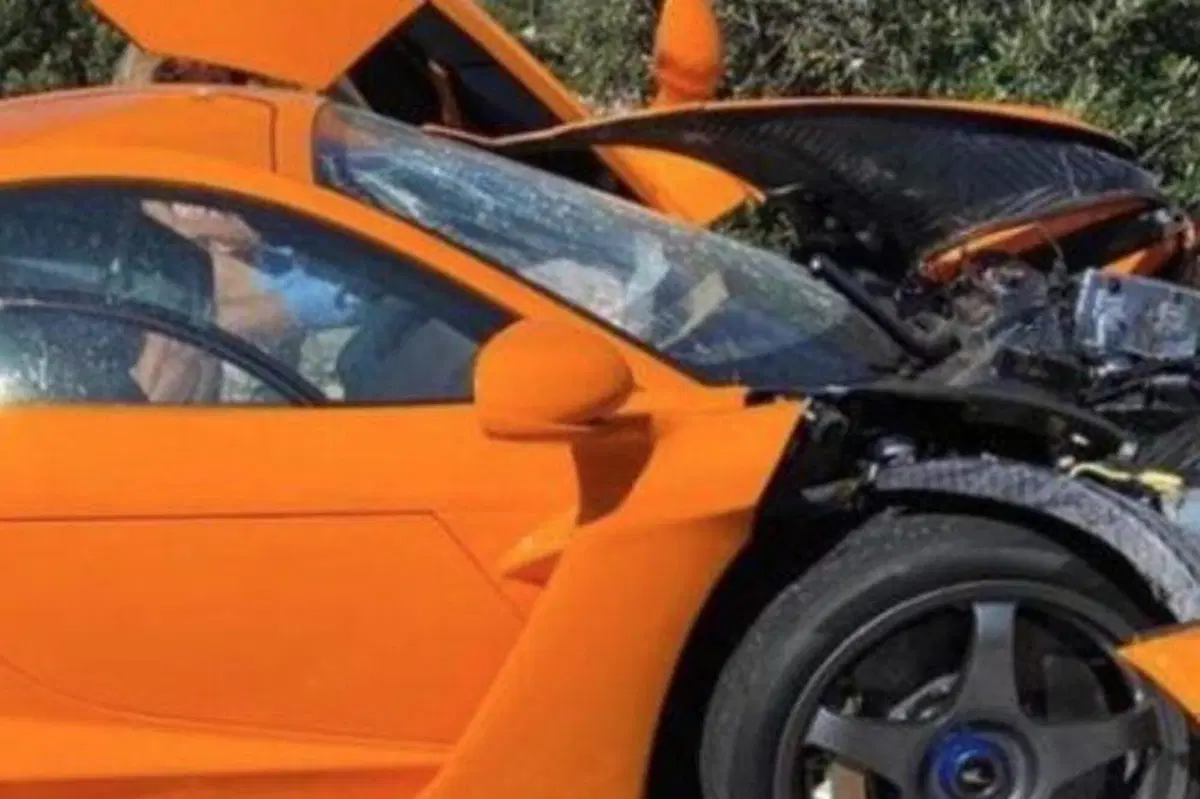 L’ex F1 Adrian Sutil l’ha fatta grossa. Ecco come ha ridotto la sua McLaren Senna LM [VIDEO e FOTO] (2)