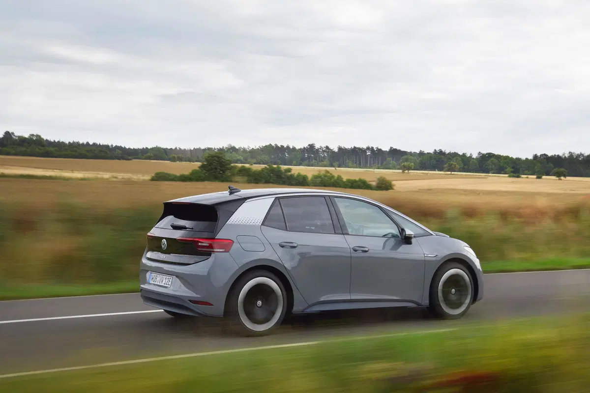 La prova auto del secolo per Volkswagen: Primo test-drive di una ID.3 [elettrica 204CV RWD]