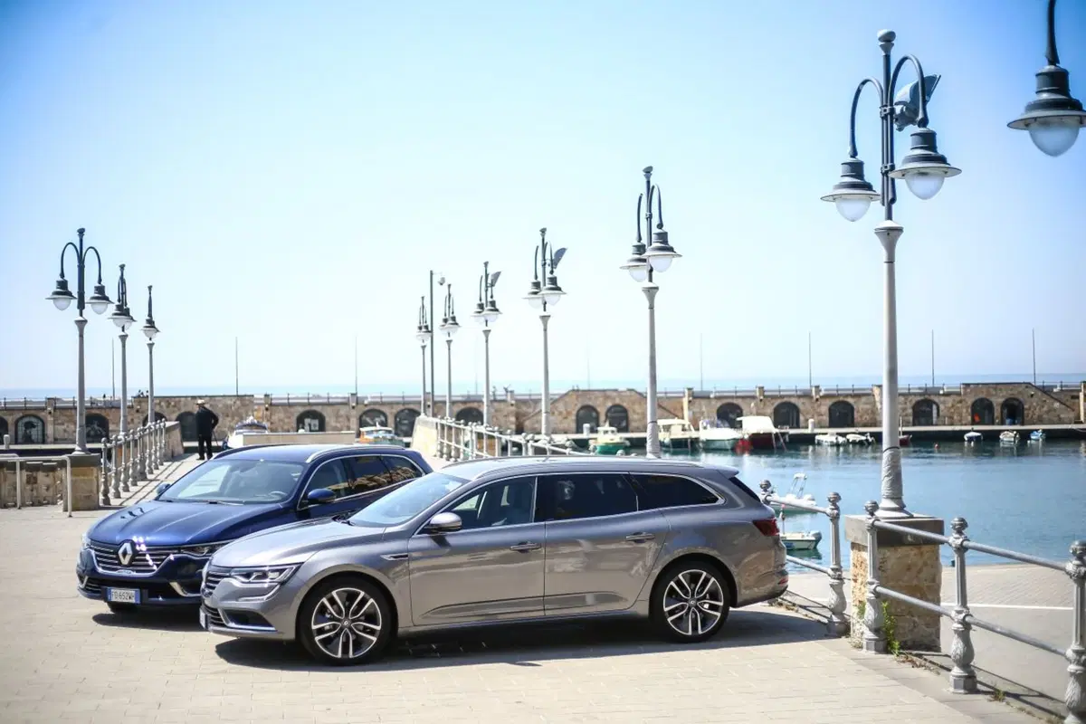 Renault Talisman Sporter [Video prime impressioni] (2)
