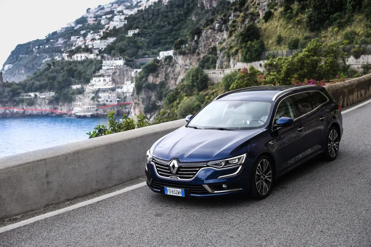Renault Talisman Sporter [Video prime impressioni] (39)