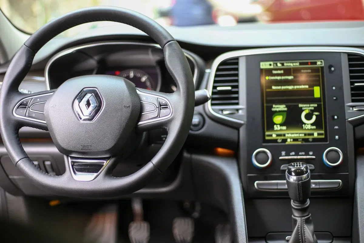 Renault Talisman Sporter [Video prime impressioni] (44)