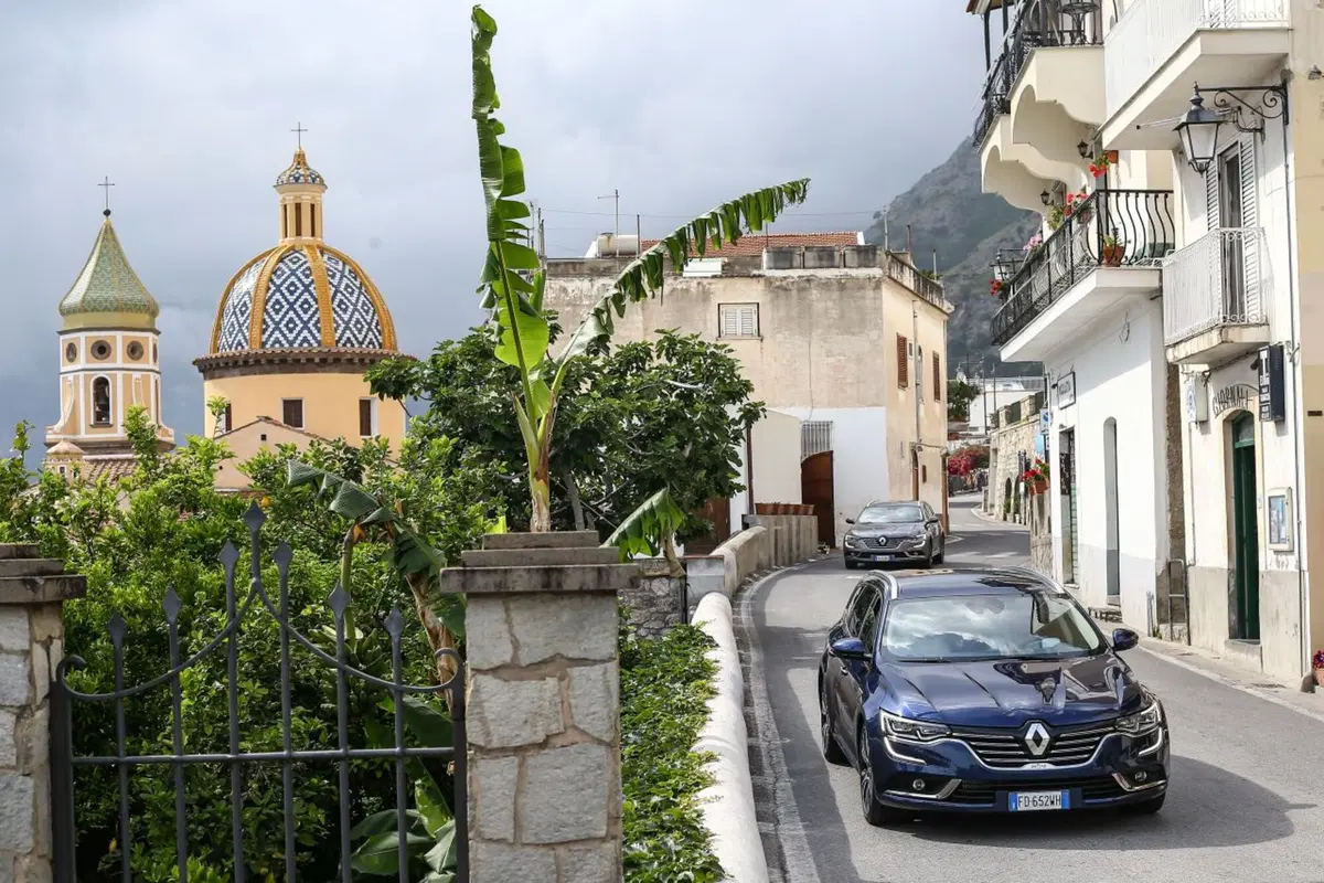 Renault Talisman Sporter [Video prime impressioni] (46)