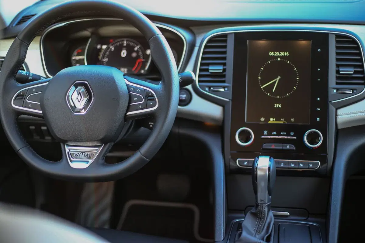 Renault Talisman Sporter [Video prime impressioni] (49)