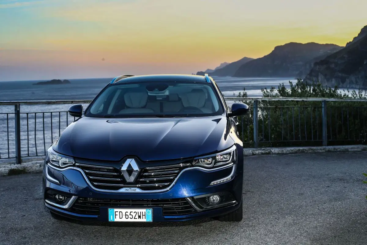 Renault Talisman Sporter [Video prime impressioni] (52)