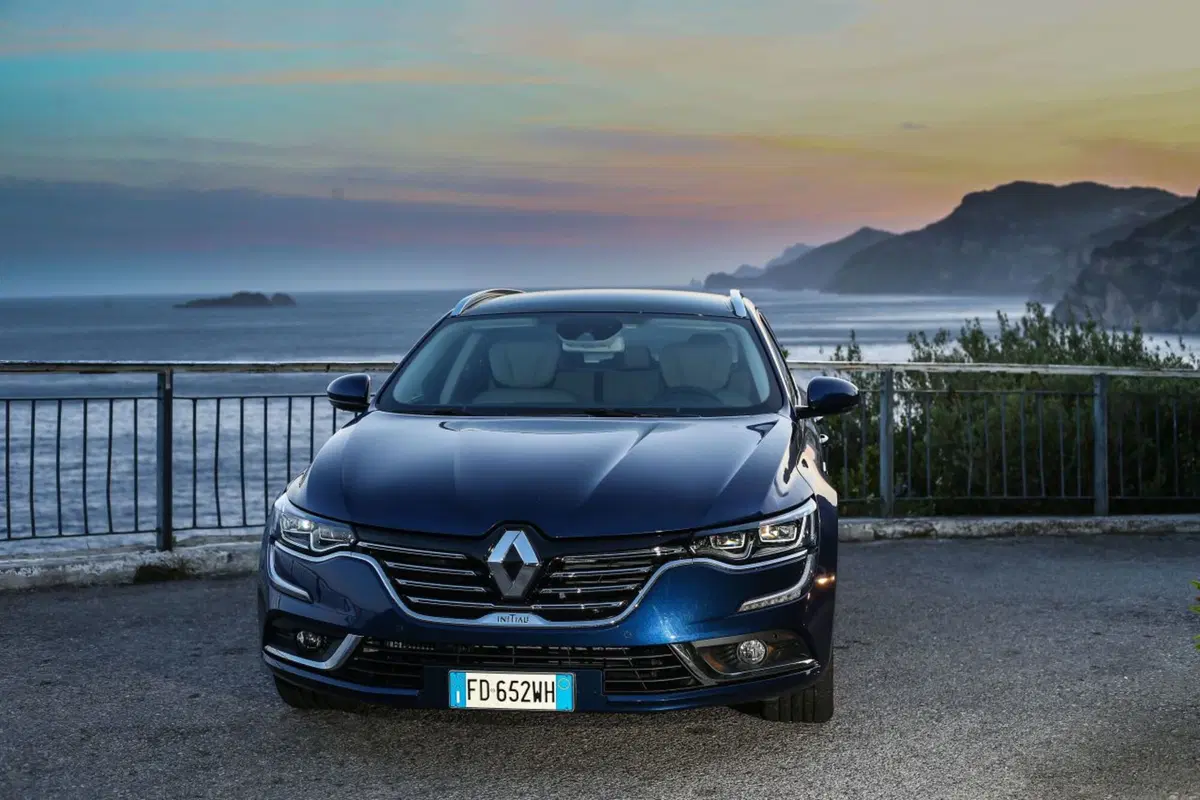 Renault Talisman Sporter [Video prime impressioni] (55)