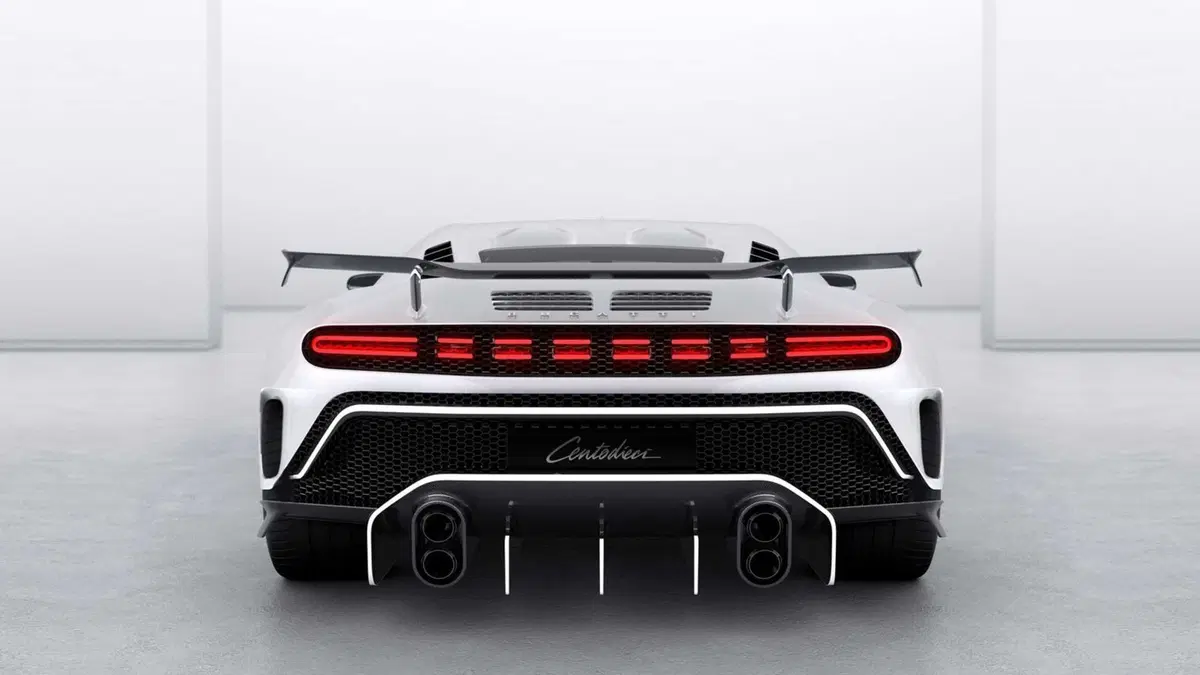 Bugatti Centodieci: 8 milioni di euro e 10 esemplari, tutti venduti! (19)