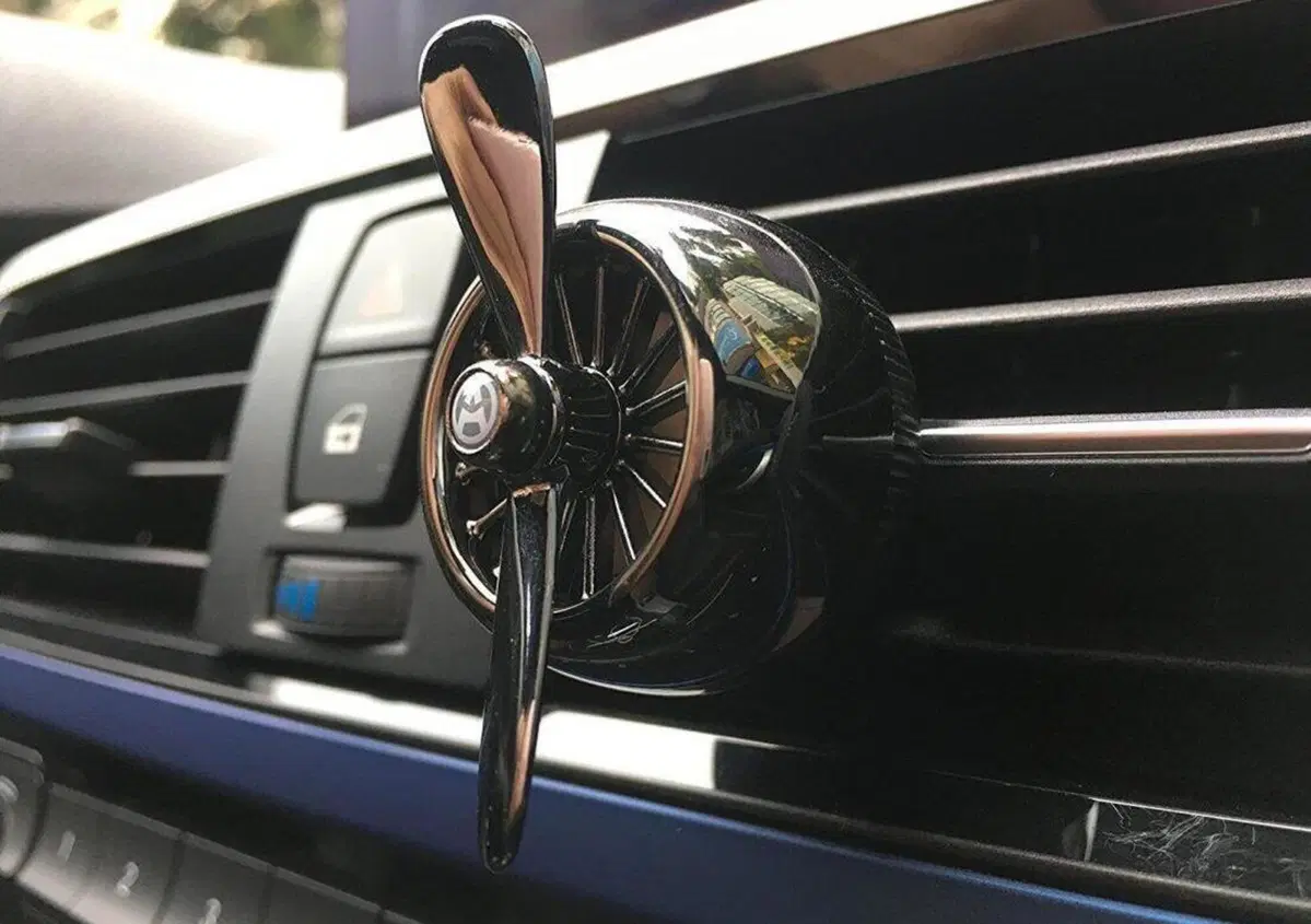I migliori profumi per l'auto