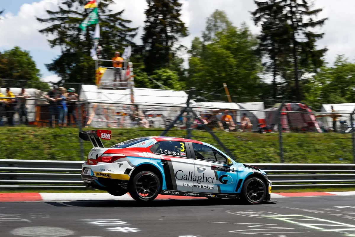 WTCC 2016, Nürburgring: pole da record per López (7)