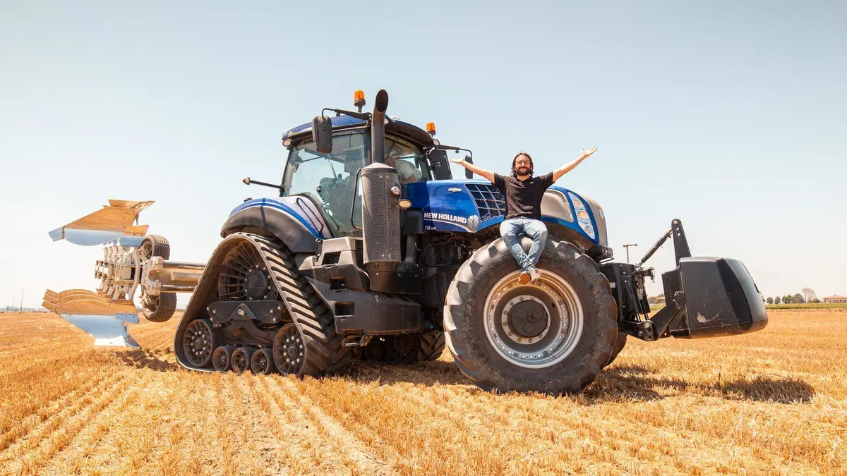 Come si guida un trattore? Tutti i segreti del New Holland T8 SmartTrax (24)