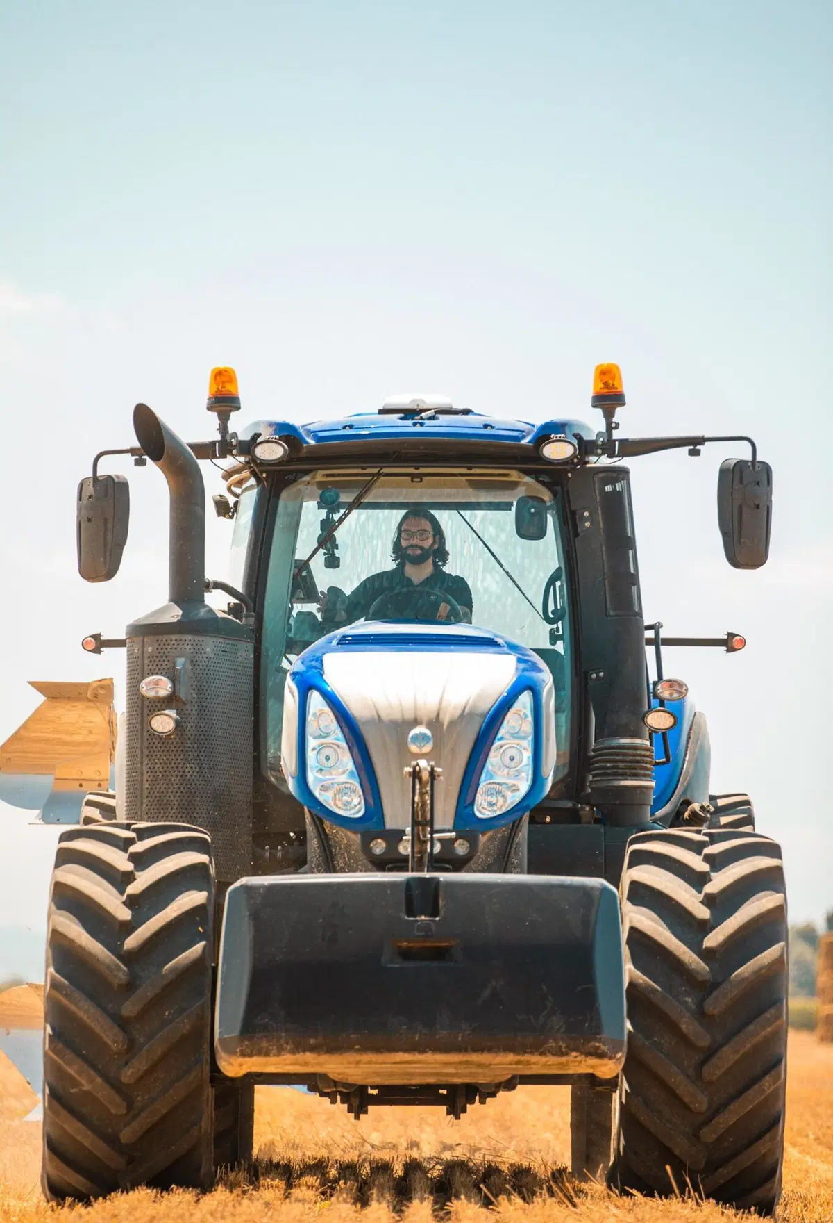 Come si guida un trattore? Tutti i segreti del New Holland T8 SmartTrax (5)