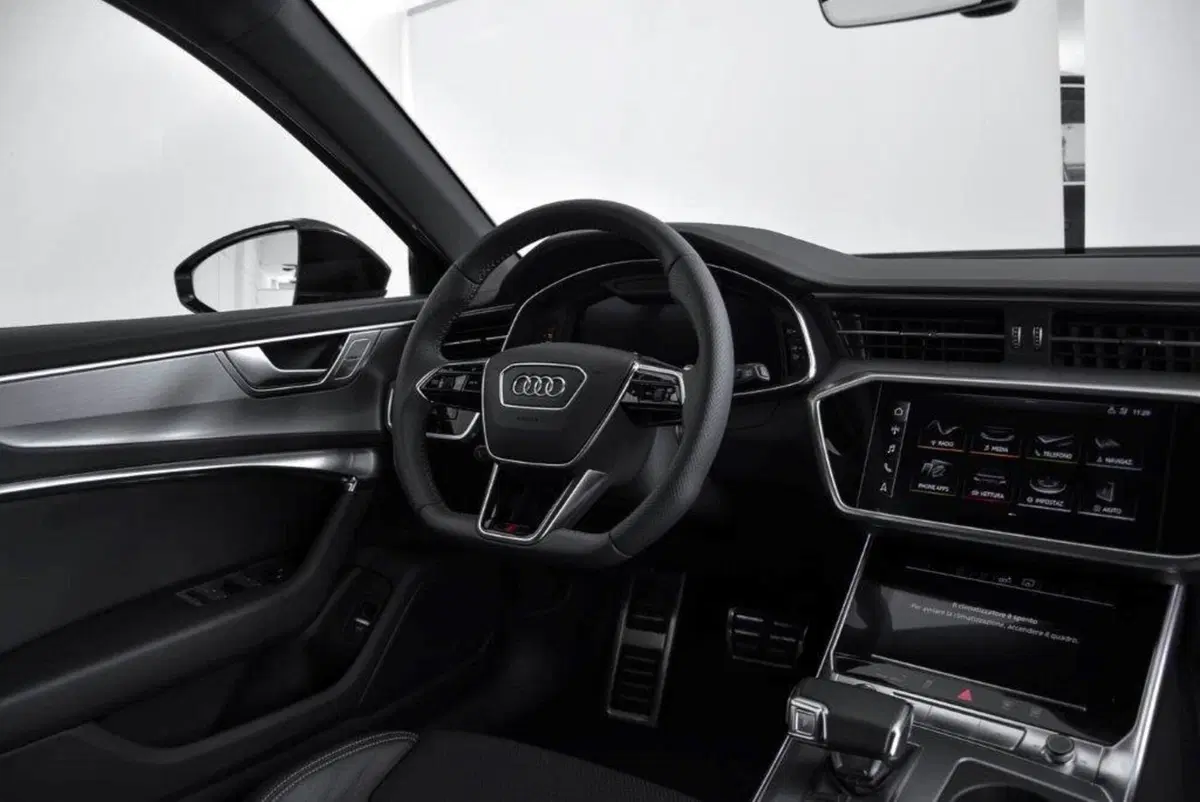Agosto, mese buono per il cambio auto: le opportunità “prima scelta” Audi (14)