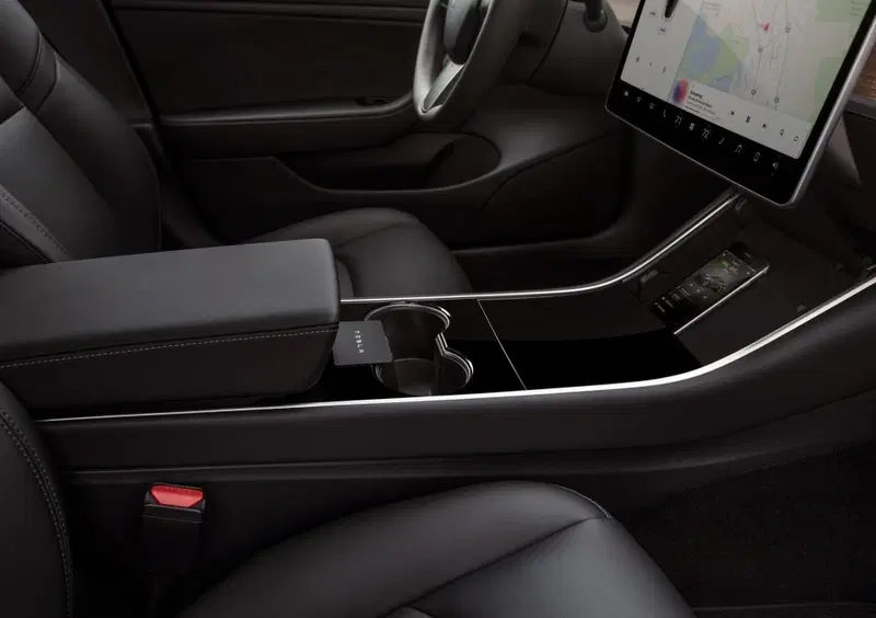Tesla Model 3 (2018-->>) (46)