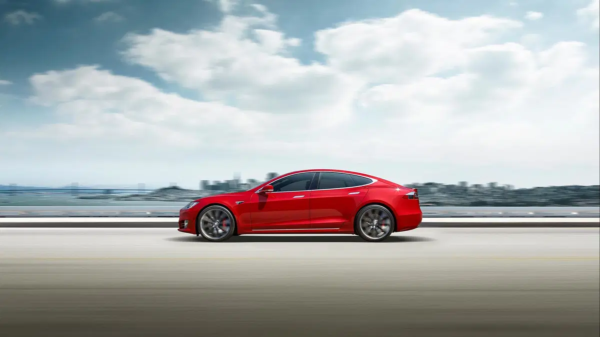 Tesla Model S (42)