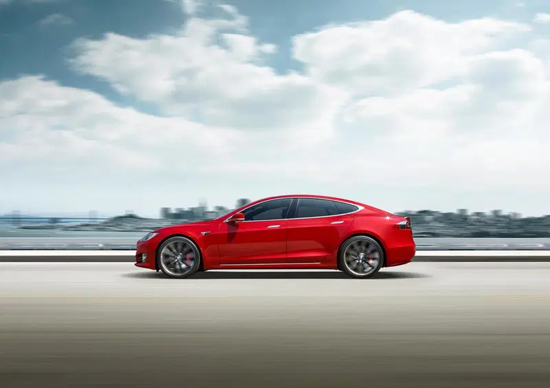 Tesla Model S (42)