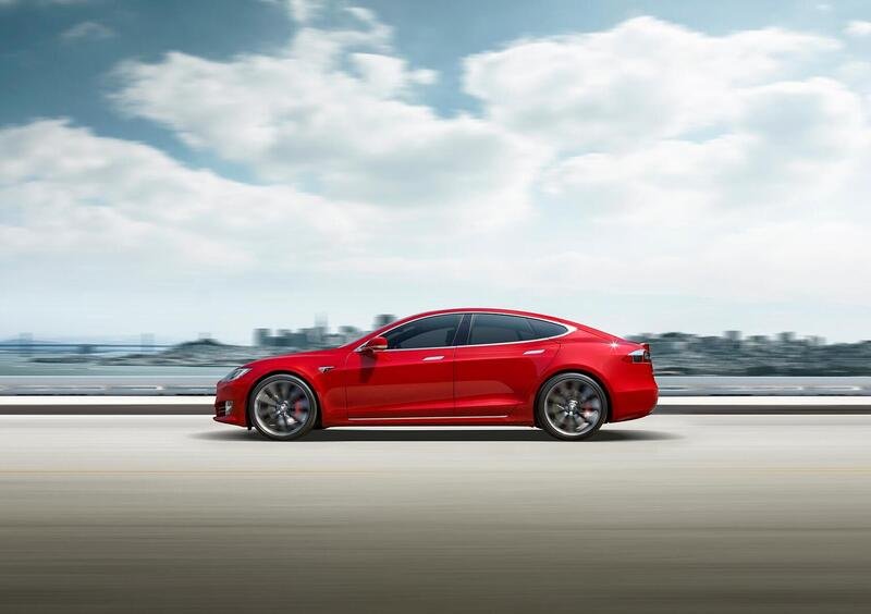 Tesla Model S (2013-->>) (42)