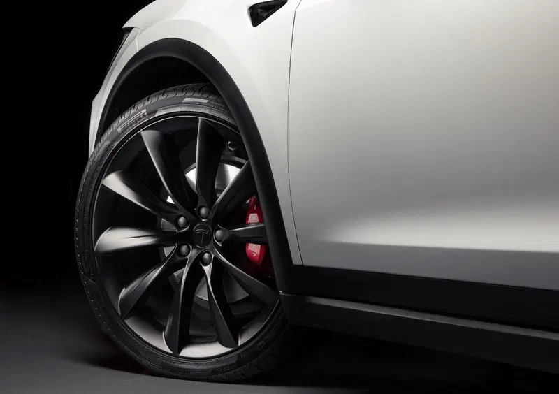 Tesla Model X (2016-26) (42)