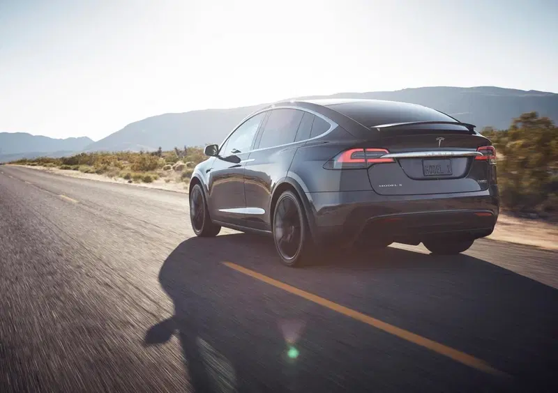 Tesla Model X (2016-26) (32)