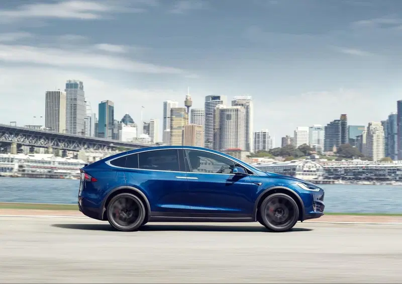 Tesla Model X (2016-26) (29)