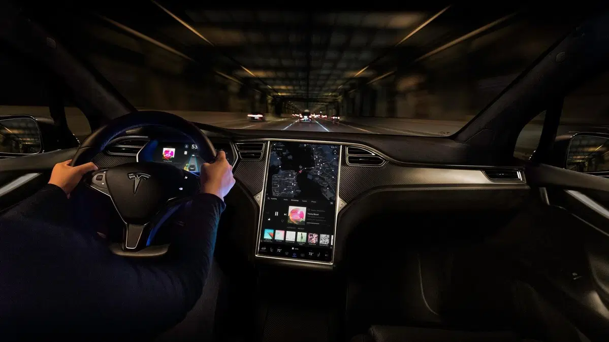 Tesla Model X Model X 90kWh Dual Motor Performance (36)