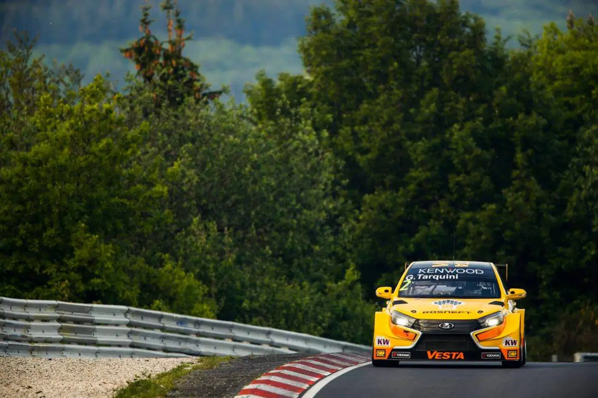 WTCC 2016, Nürburgring: pole da record per López (11)