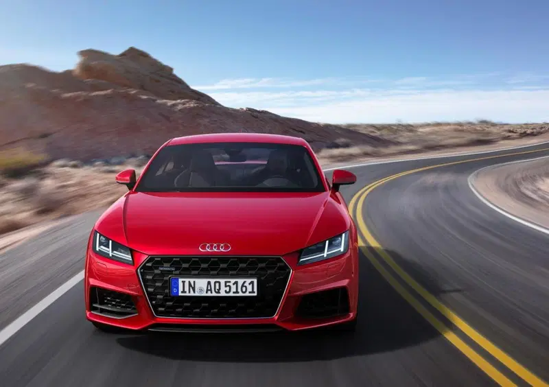 Audi TT Coupé (2014-->>) (3)