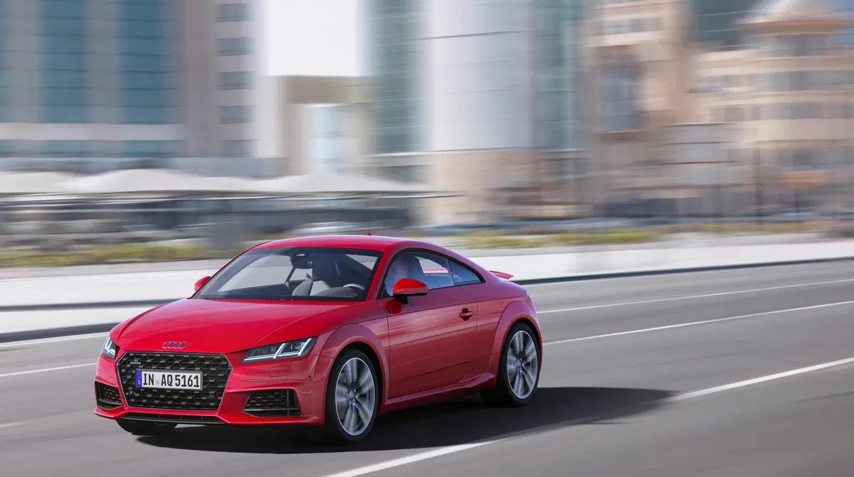 Audi TT Coupé 2.0 TDI quattro S tronic Design (9)