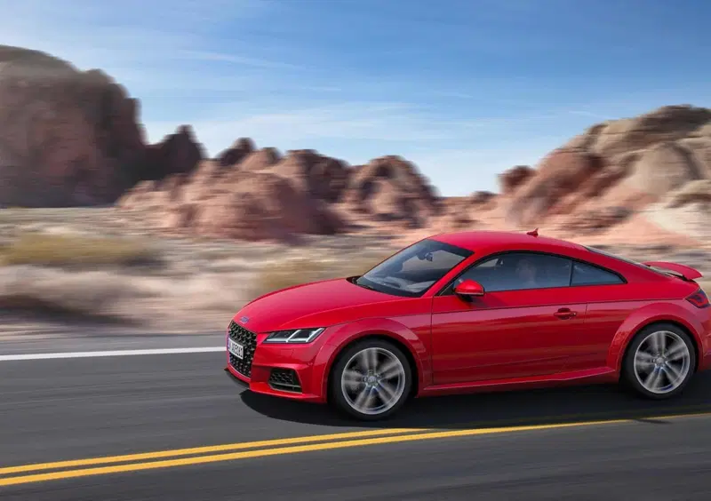 Audi TT Coupé (2014-->>) (2)