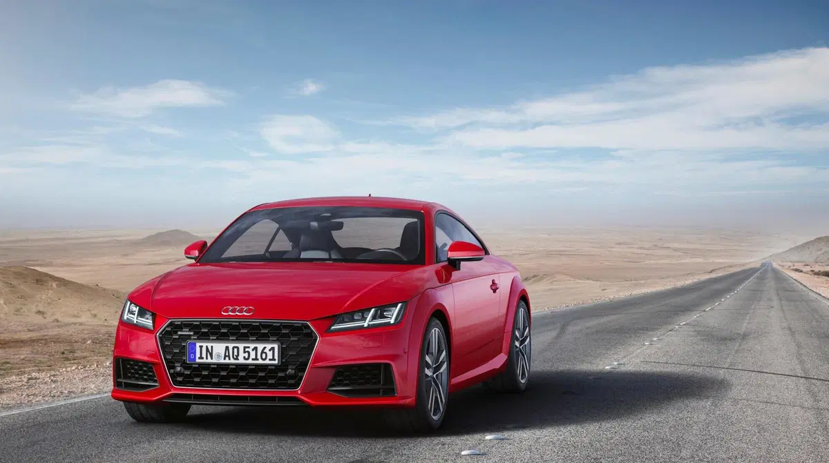 Audi TT Coupé 2.0 TDI quattro S tronic Design (6)