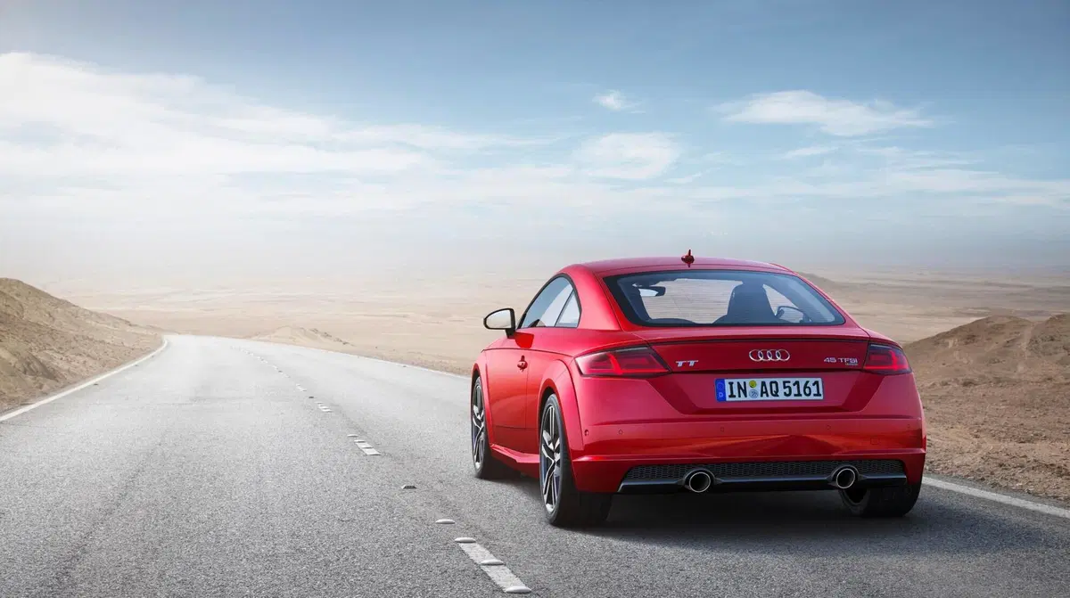 Audi TT Coupé 2.0 TDI quattro S tronic Design (7)