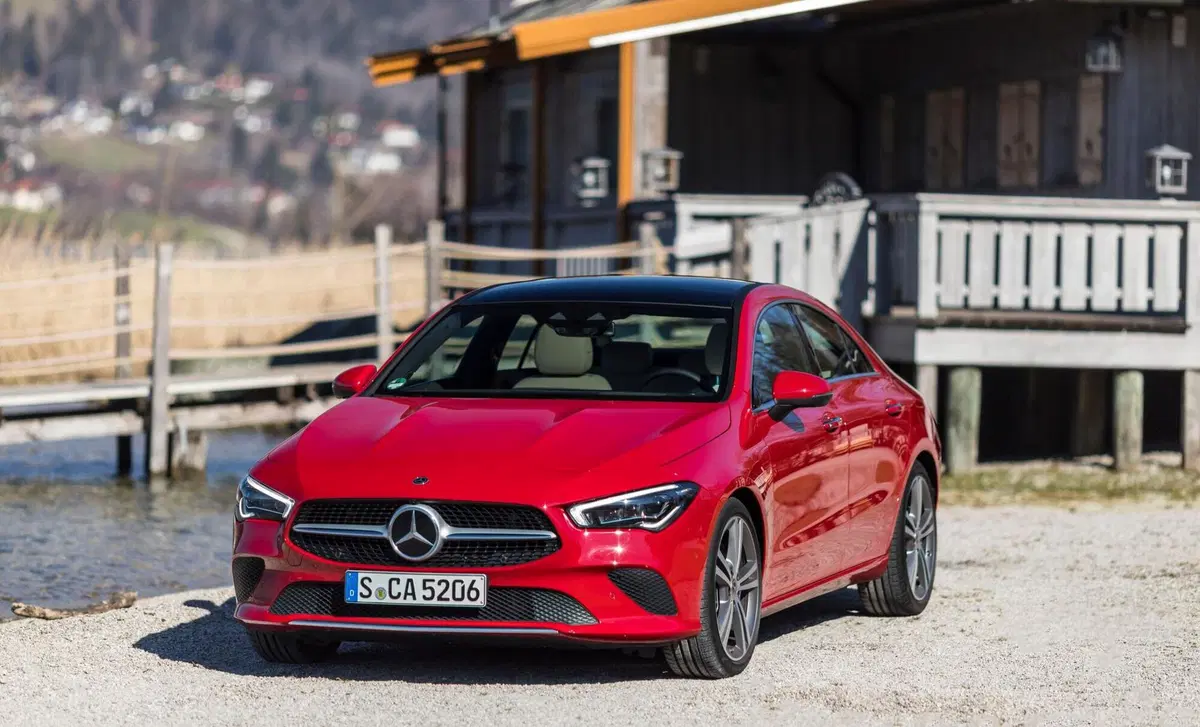 Mercedes-Benz CLA 220 Automatic 4Matic Business (14)