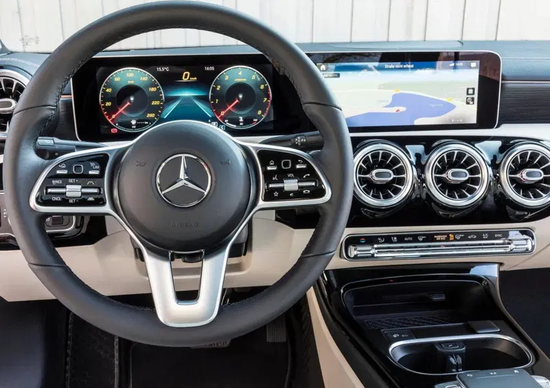 Mercedes-Benz CLA (2019-25) (17)