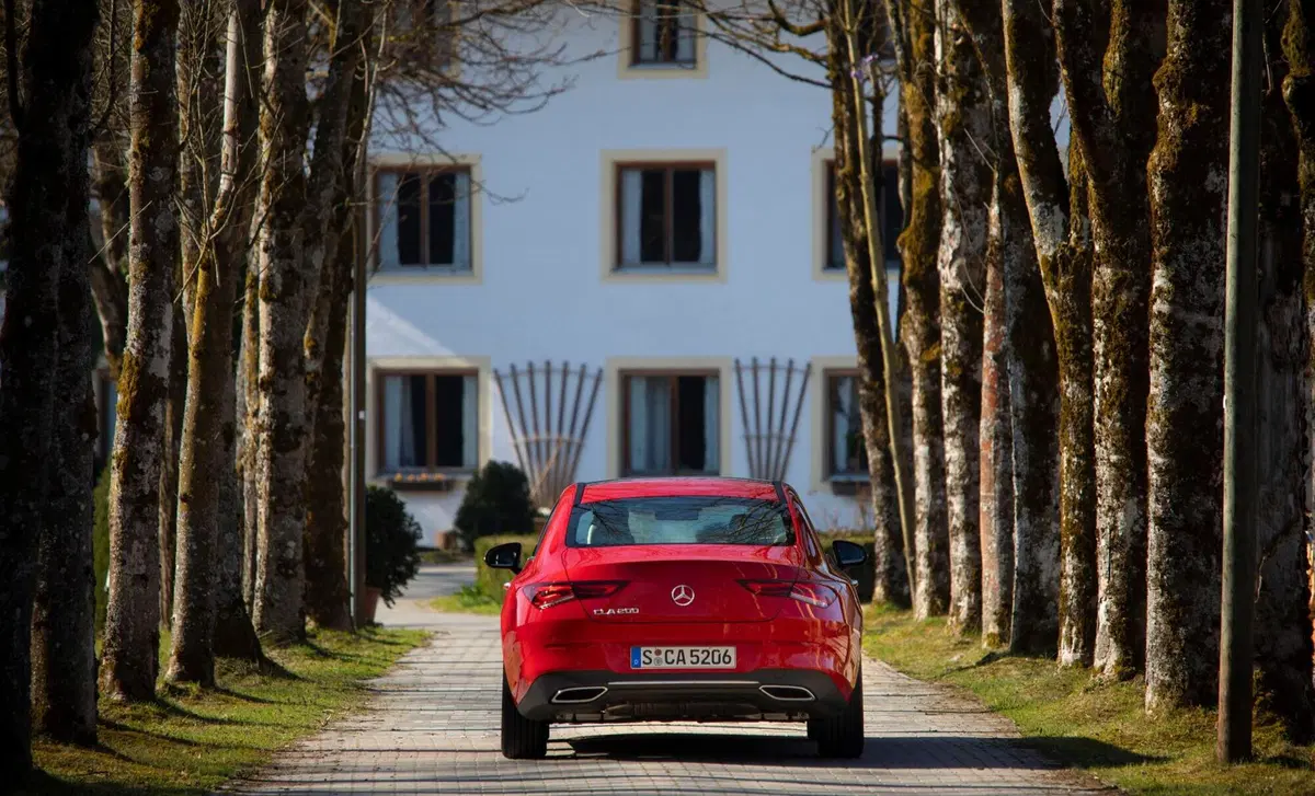 Mercedes-Benz CLA 220 Automatic 4Matic Business (11)