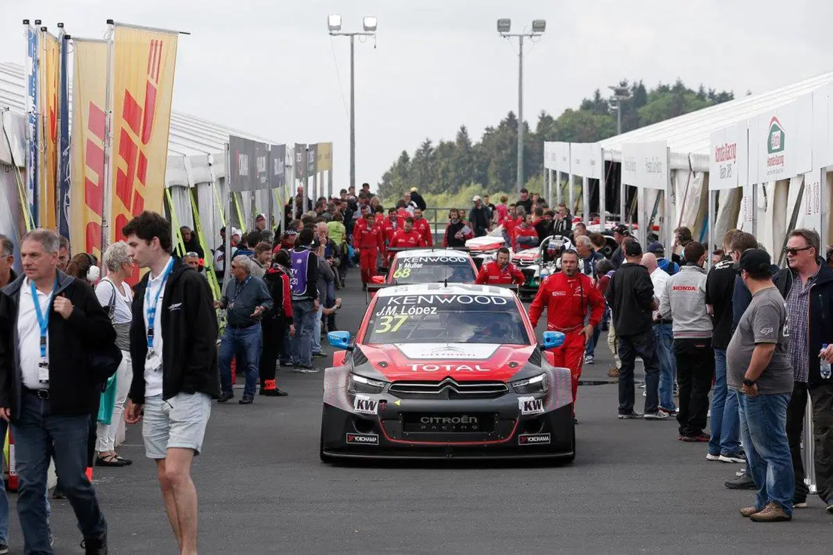 WTCC 2016, Nürburgring: pole da record per López (13)