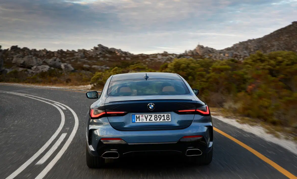 BMW Serie 4 Coupé M440i Coupe mhev 48V xdrive auto (24)