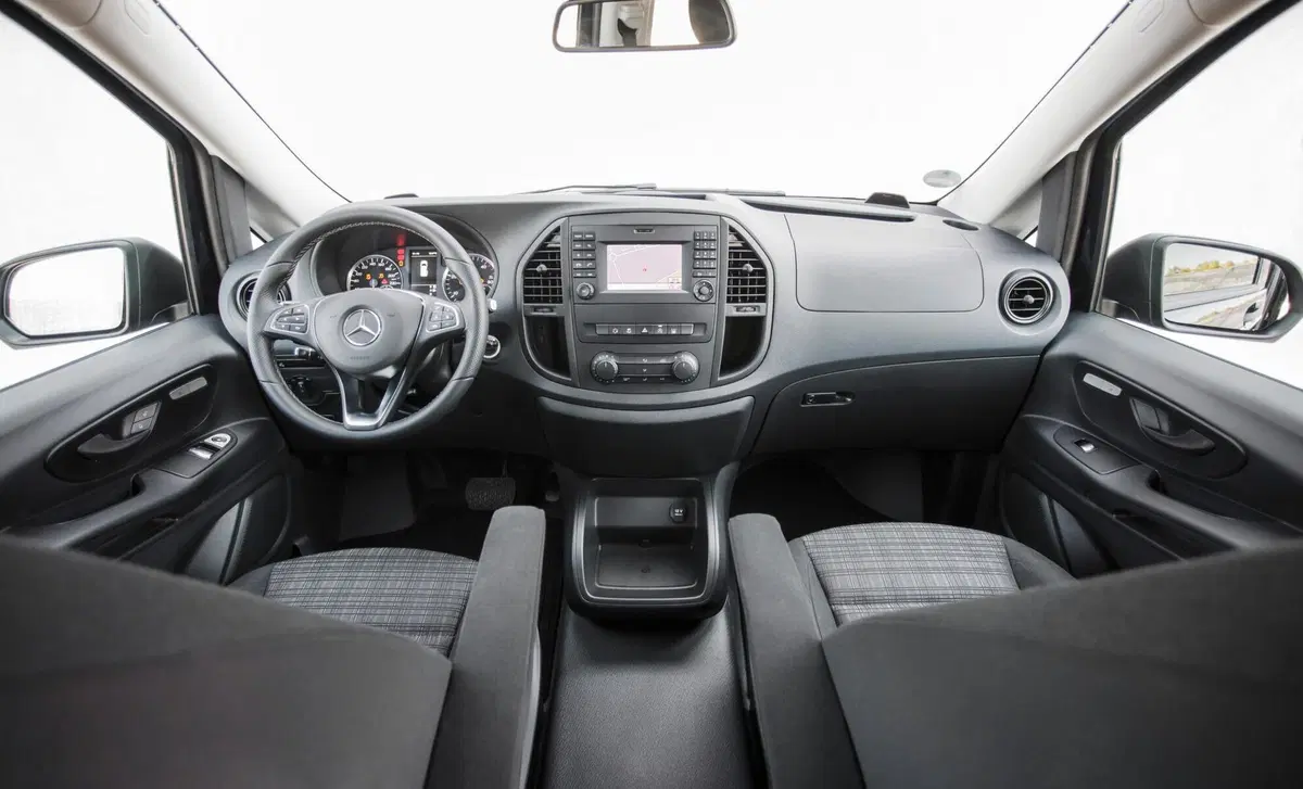 Mercedes-Benz Vito 2.0 116 CDI PC-SL Mixto Long PRO (16)