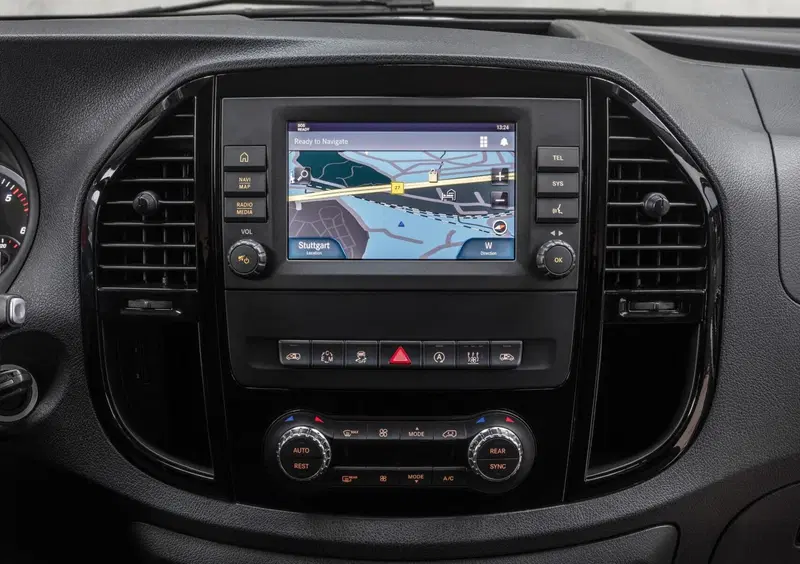 Mercedes-Benz Vito (2014-->>) (25)