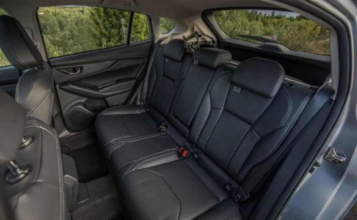 Subaru Impreza 2.0i Lineartronic MHEV Style Navi (13)