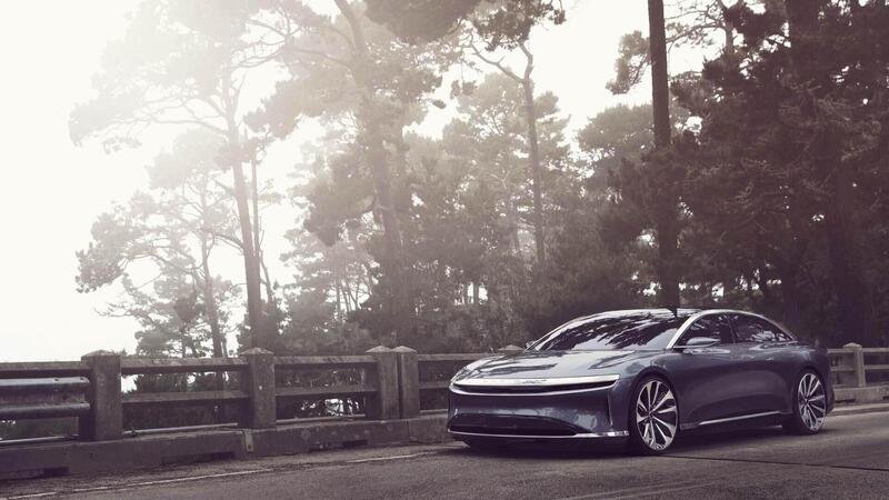 Elon preoccupato? Nuova rivale americana per Tesla: Lucid Air pronta a battere Model S [800Km 100K]