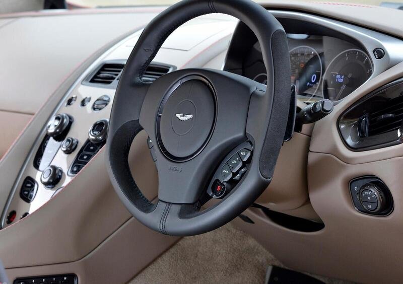 Aston Martin Vanquish (2012-20) (14)