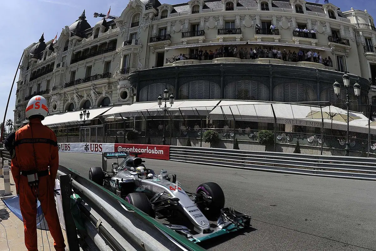 F1, Gp Montecarlo 2016: il mistero buffo della Ferrari (23)