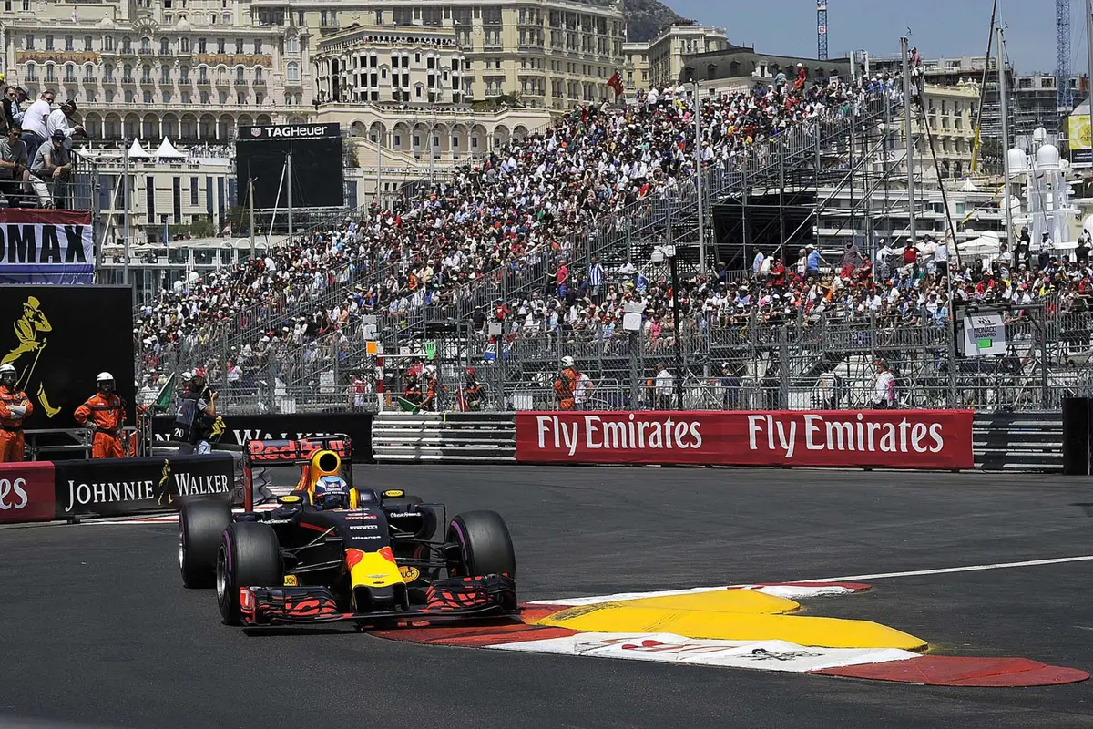 F1, Gp Montecarlo 2016: il mistero buffo della Ferrari (39)