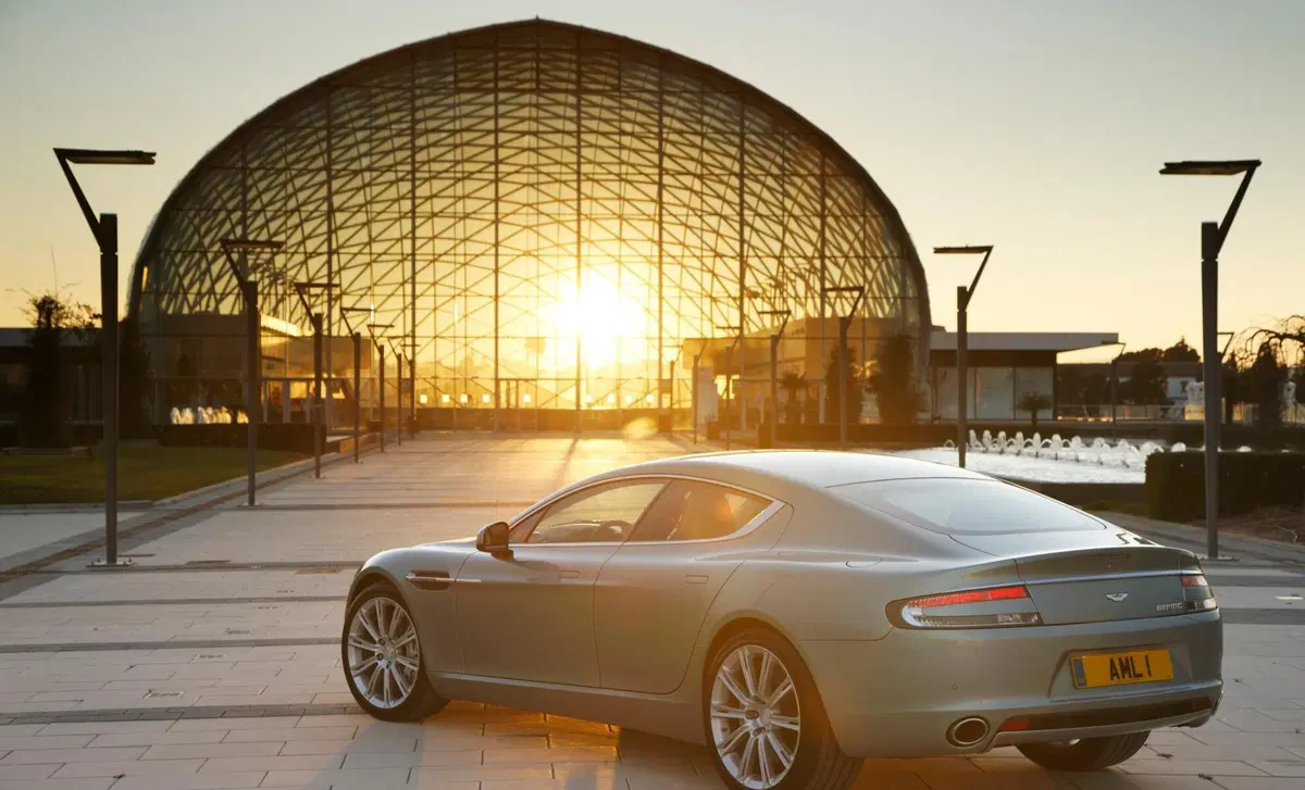 Aston Martin Rapide (2009-20) (10)