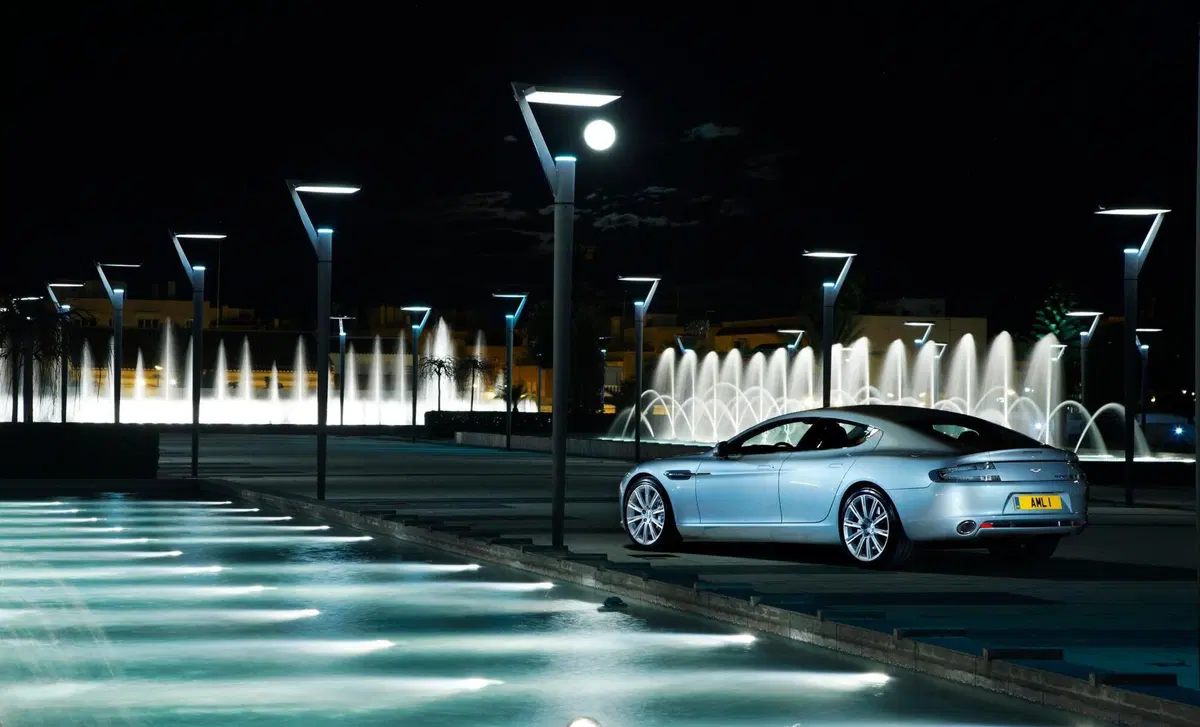 Aston Martin Rapide (2009-20) (21)