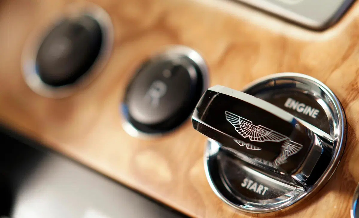 Aston Martin Rapide (2009-20) (19)