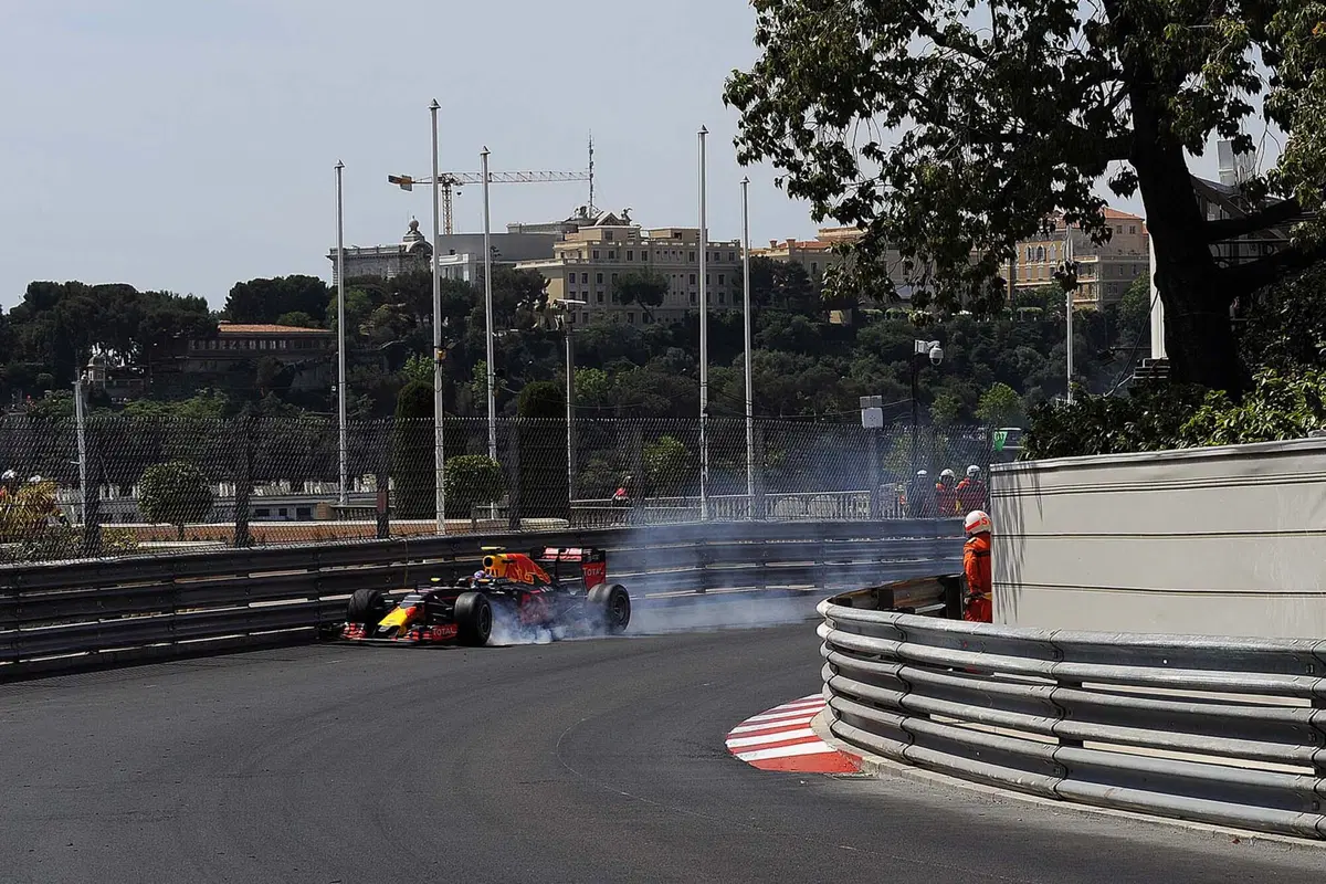 F1, Gp Montecarlo 2016: il mistero buffo della Ferrari (10)