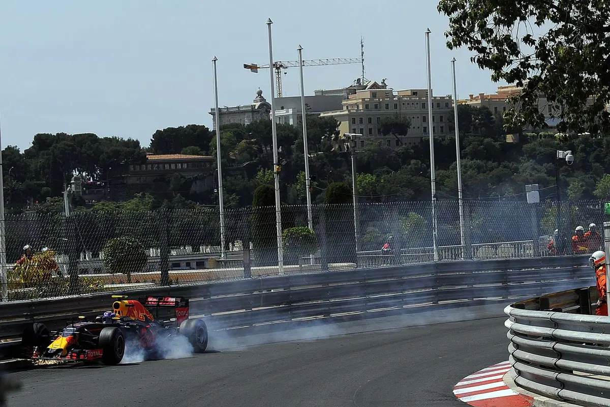 F1, Gp Montecarlo 2016: il mistero buffo della Ferrari (28)