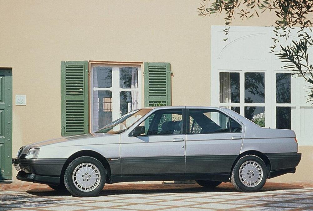 La Alfa Romeo 164, prima Alfa realizzata su pianale Fiat